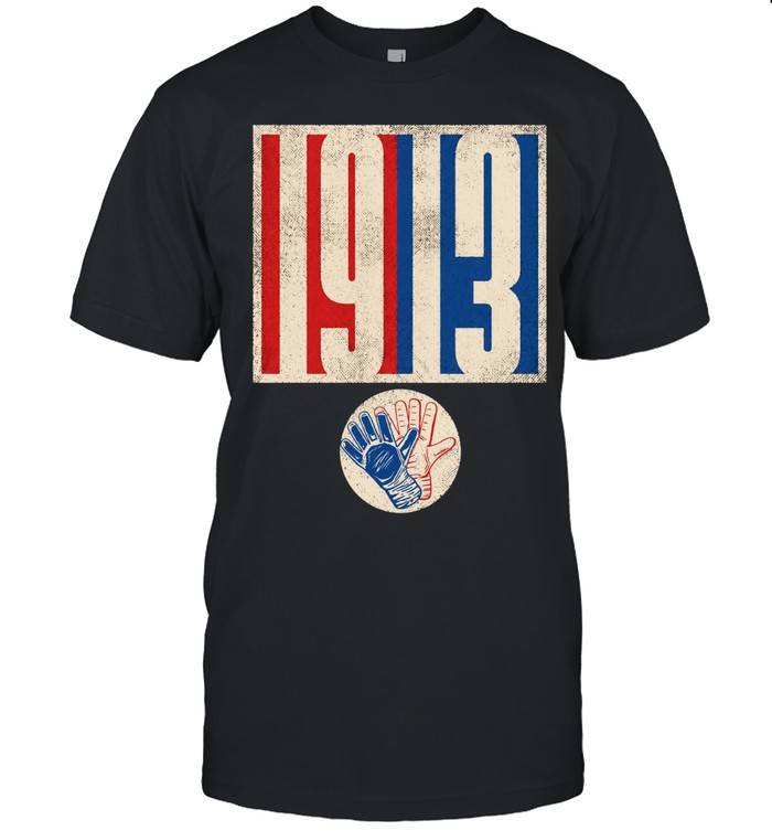 U.S. soccer 1913 goalie gloves classic Unisex T-Shirt